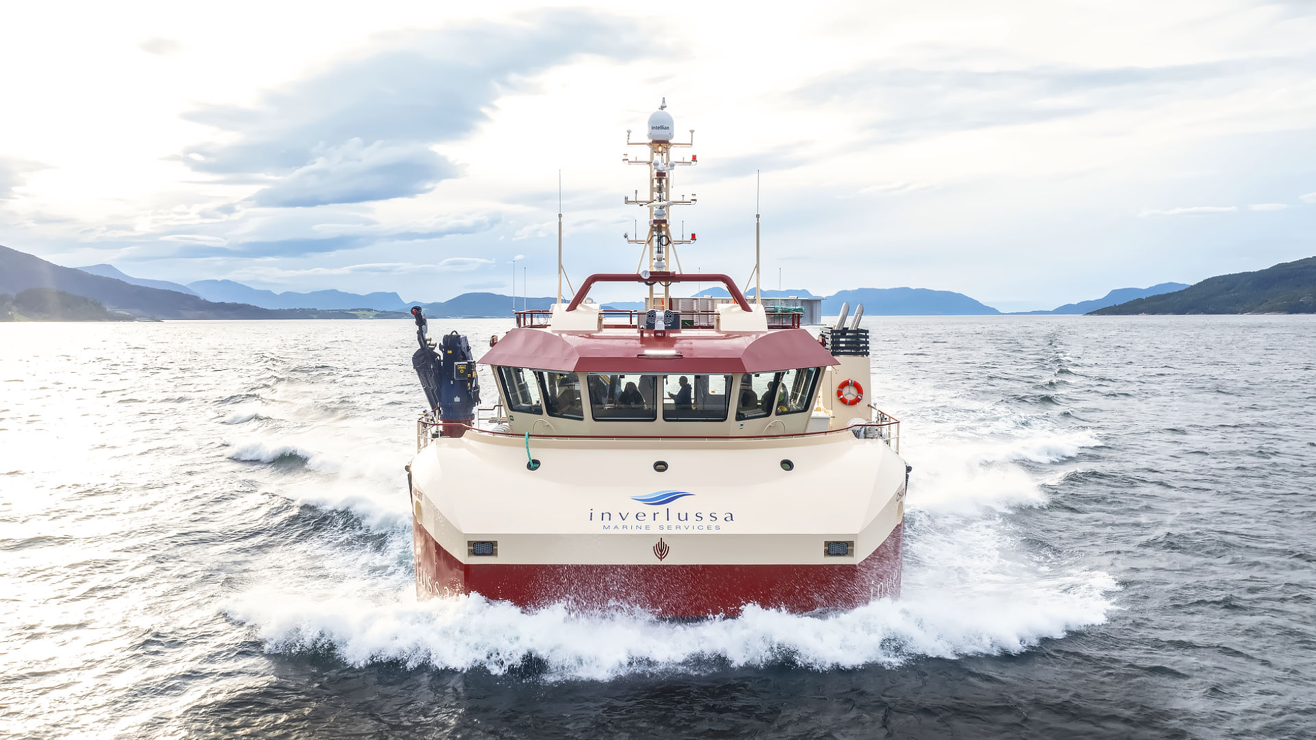Hybrid Vessel